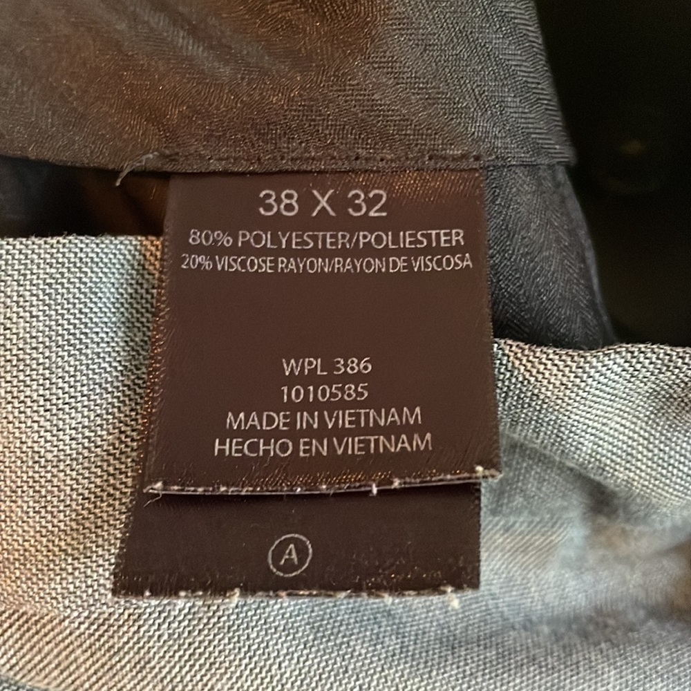 Great dress pants - Picture 4 of 5